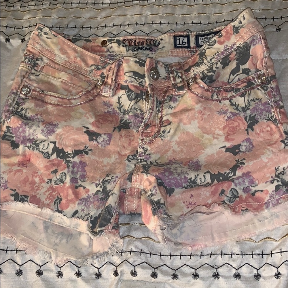 Miss Me Floral Shorts